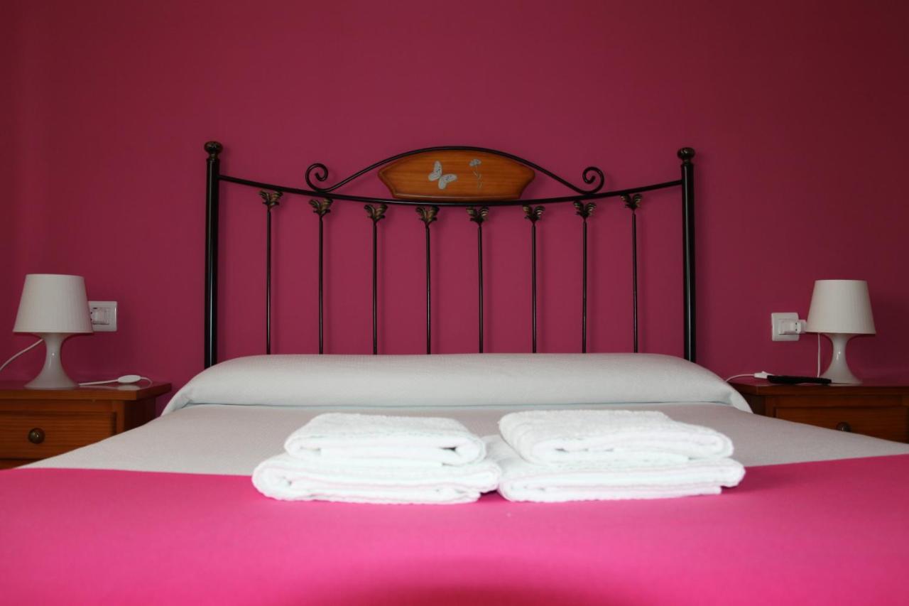 Venecia Bed&Breakfast Villafranca del Bierzo Kültér fotó